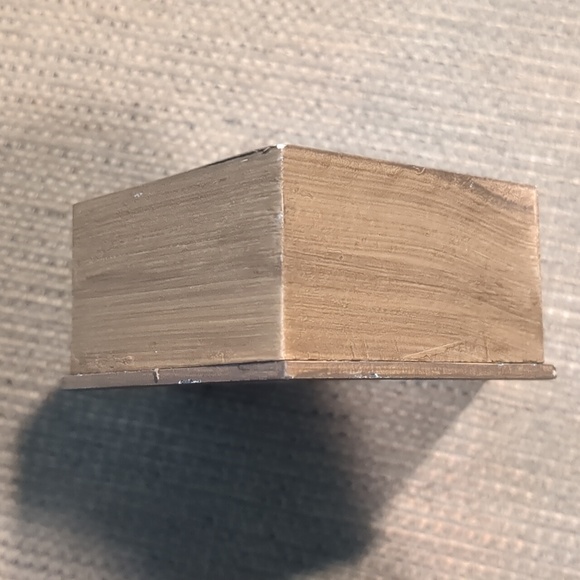 Happy Easter wooden house table and shelf decor - Picture 3 of 3